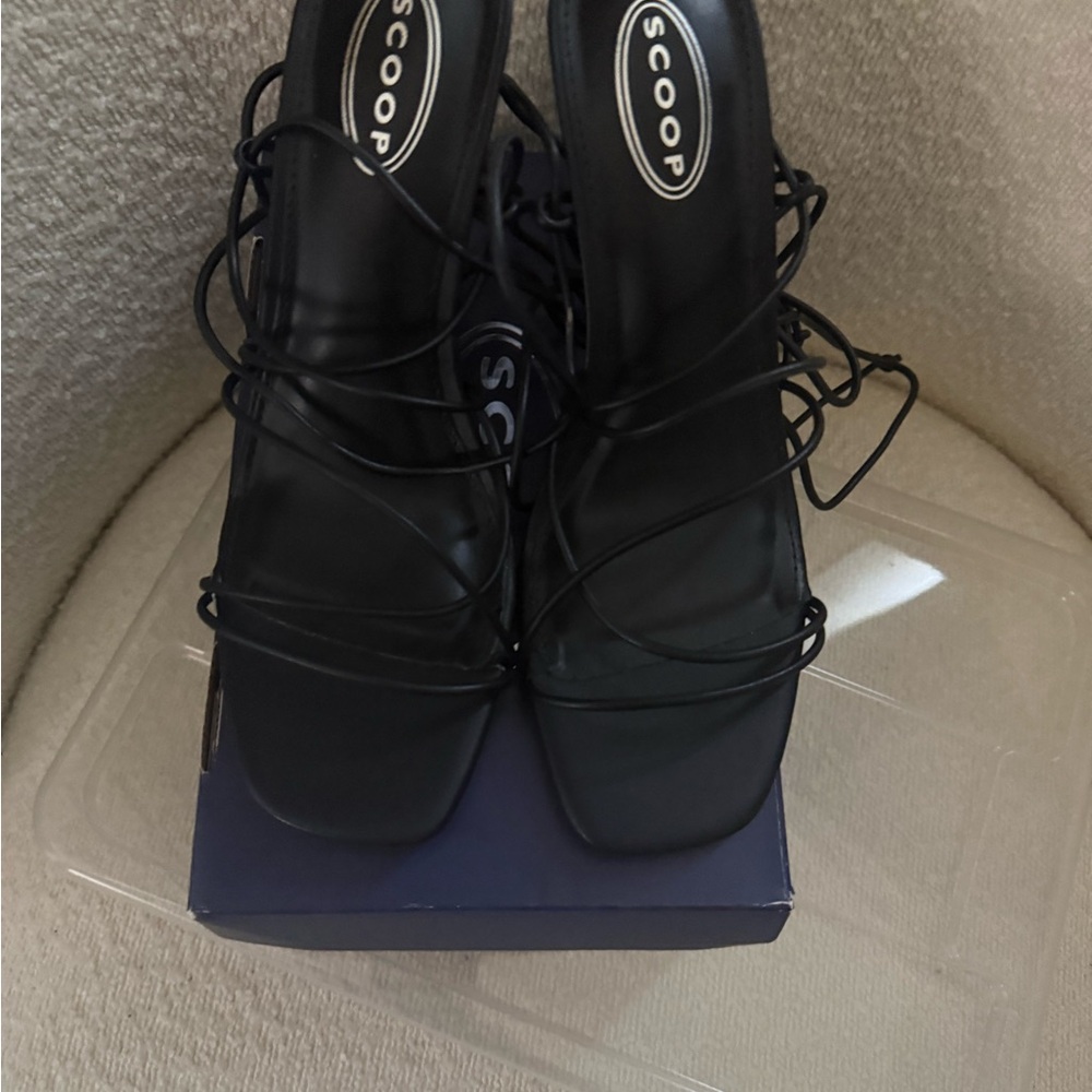 Scoop Black Strappy Square-Toe Women's Heels